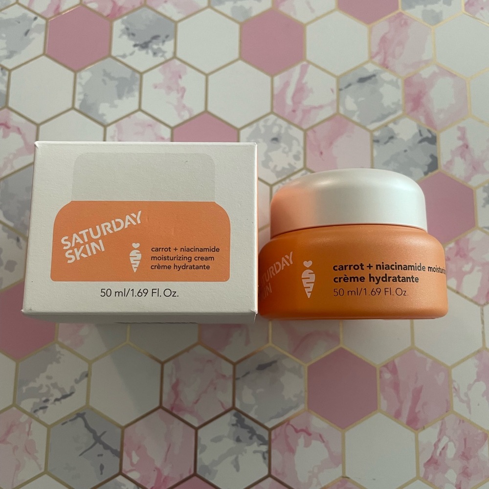 SATURDAY SKIN Carrot + Niacinamide Moisturizing Cream